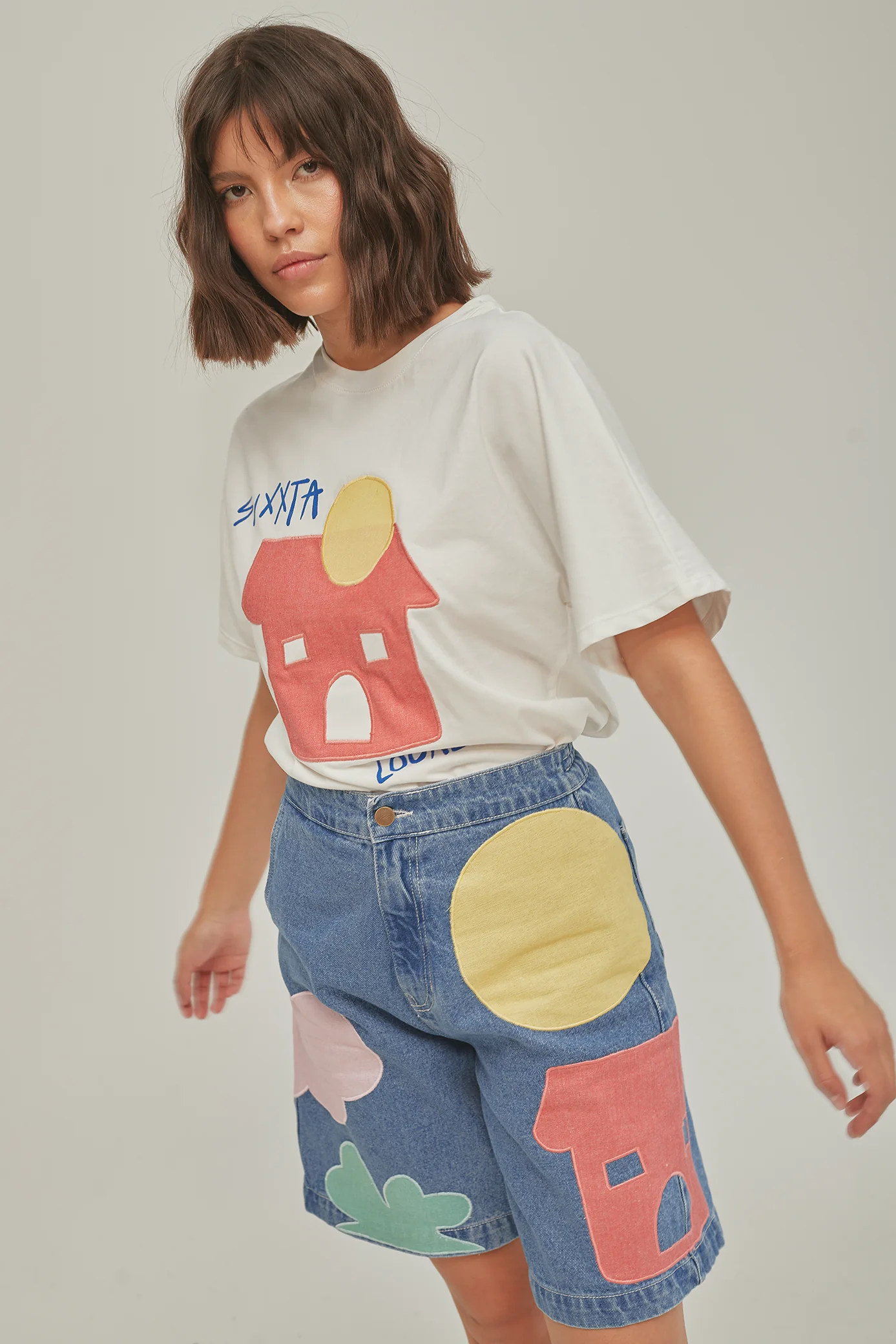 Drawing Patch Bermuda Shorts  - Image 3