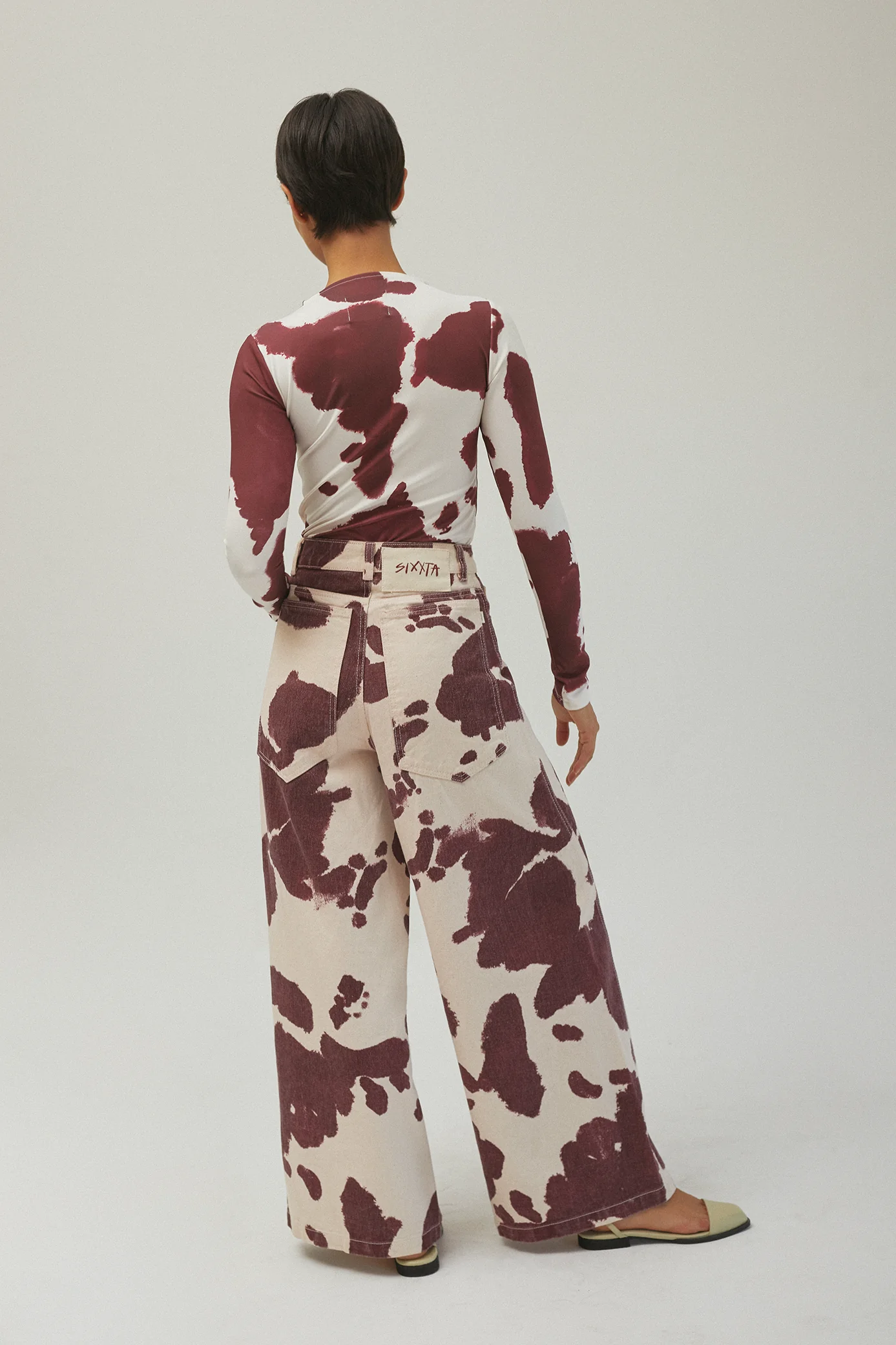 Fiesta Tinto Flo Sweatshirt - Image 4