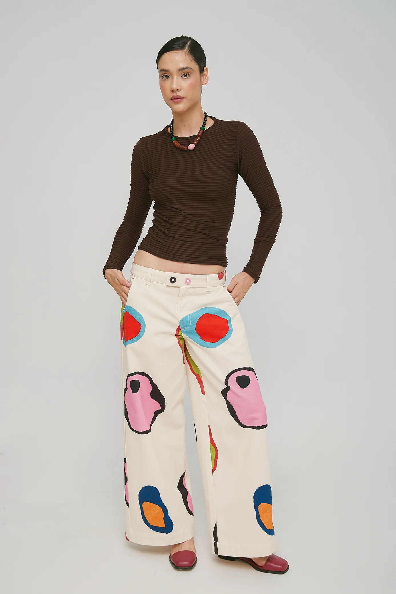 Flo Latte Sweatshirt - Image 2