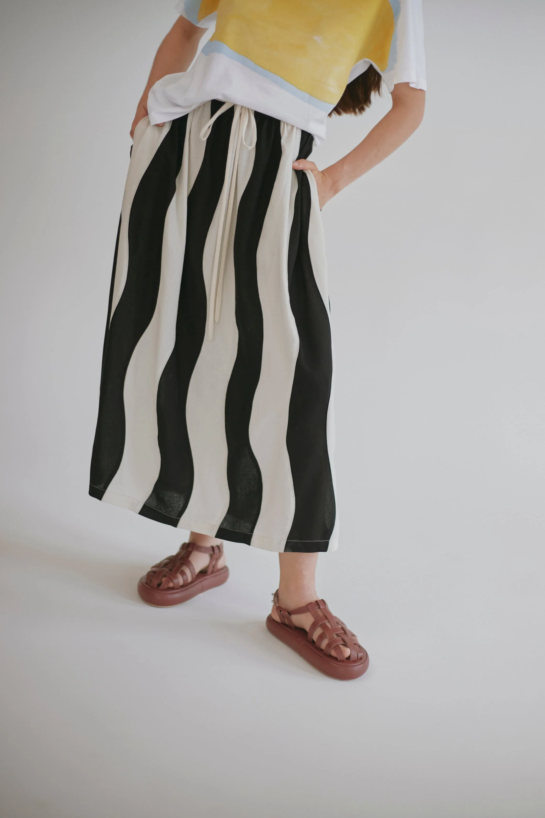 Wiggly Flea Market Skirt  - Image 4