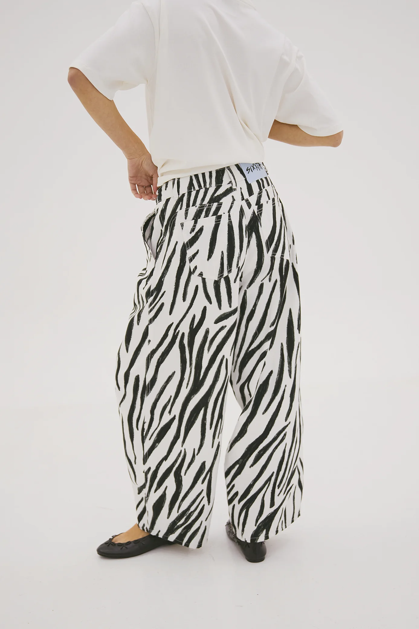 Stripes Festive Jean - Image 3